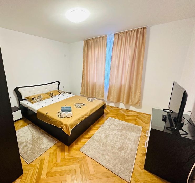 Apartament decomandat,luminos și liniștit-83 m²,vedere spectaculoasă