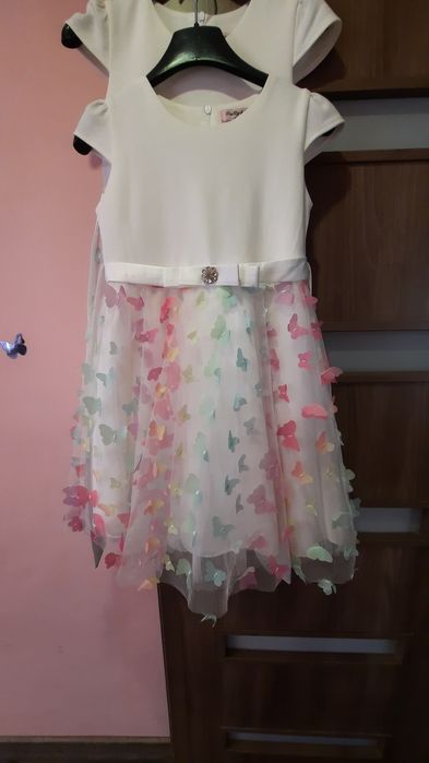 Рокли за близначки