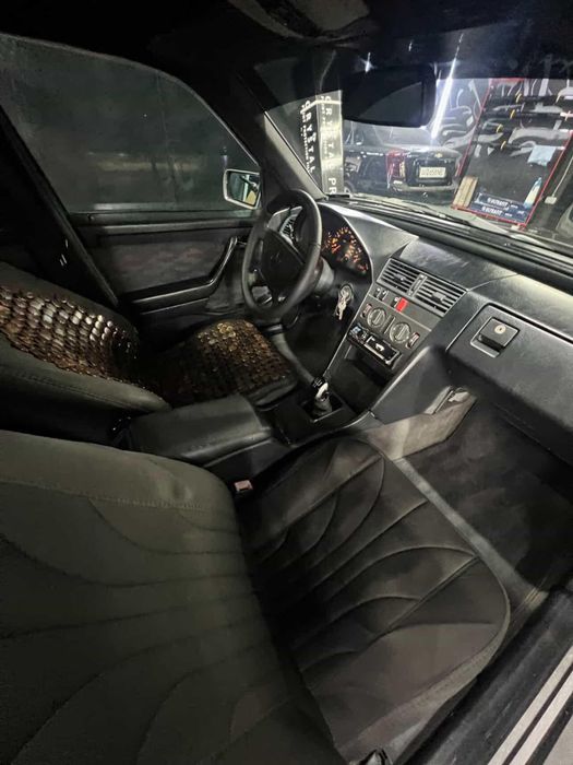 Mercedes Benz W202 C200