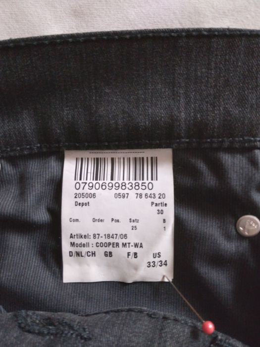 Дънки ,мъжки, прави,класически