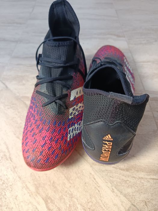 Продавам  бутонки