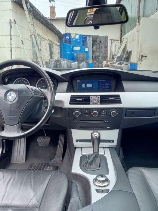 BMW Seria 5 2005 — imagine 5