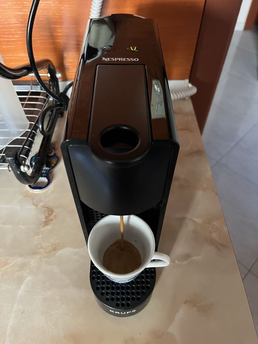 Продавам Nespresso mini