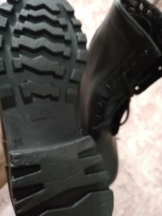 берца новые в отличном состоянии