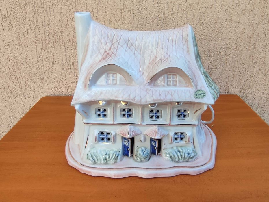 Lampă de veghe din porțelan