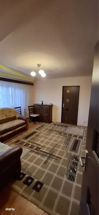 Apartament 3 camere, 65 mp,  zona ultracentral Bailesti