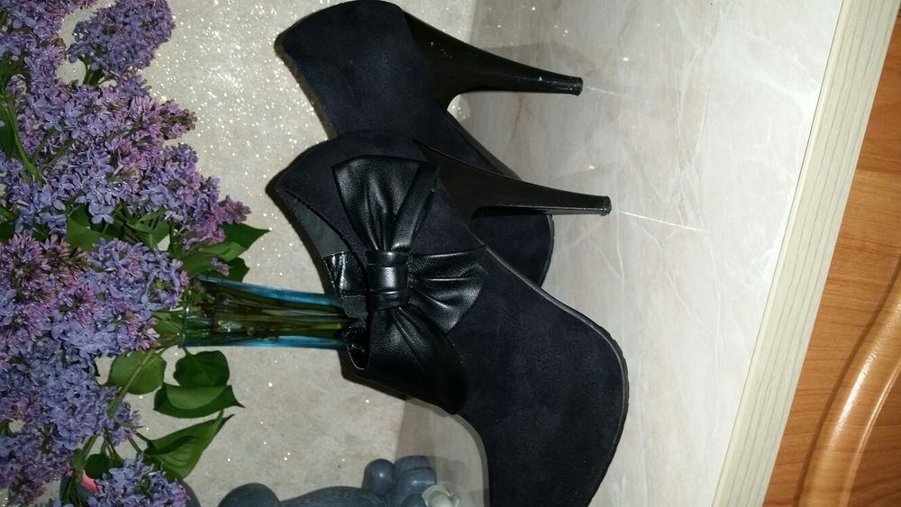 Женские туфли -ботильоны 37 р