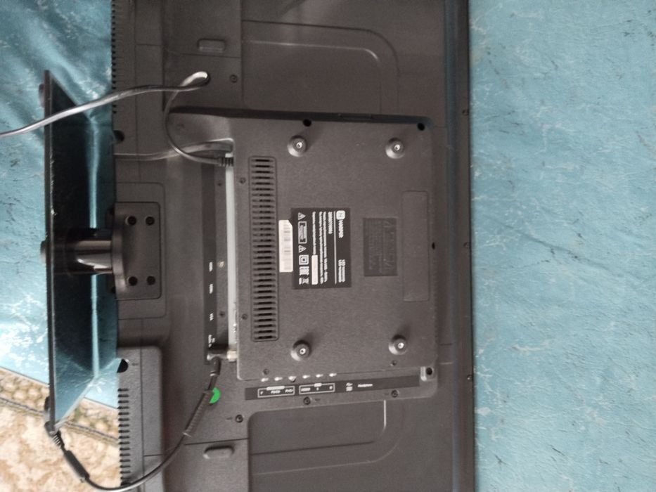 Продам телевизор