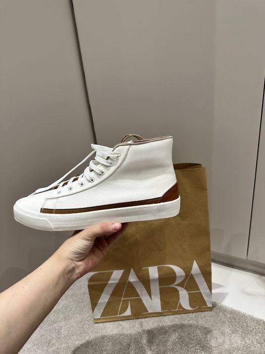 Кроссовки, кеды. Zara 43 размер. Новые с подарочным пакетом.