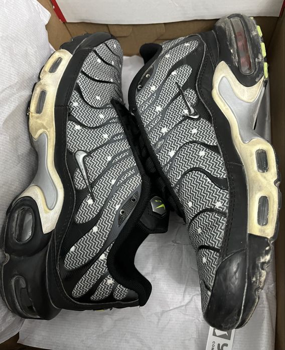 Продаю кроссовки Nike Air Max Plus (TN)