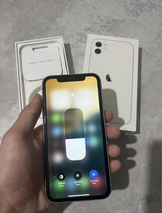 Продам Айфон 11 64gb 100%
