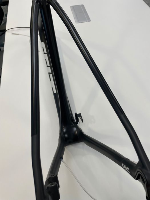 Рамка Felt Doctrine Advanced XL – карбон, като нова