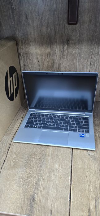 HP EliteBook 830 G8