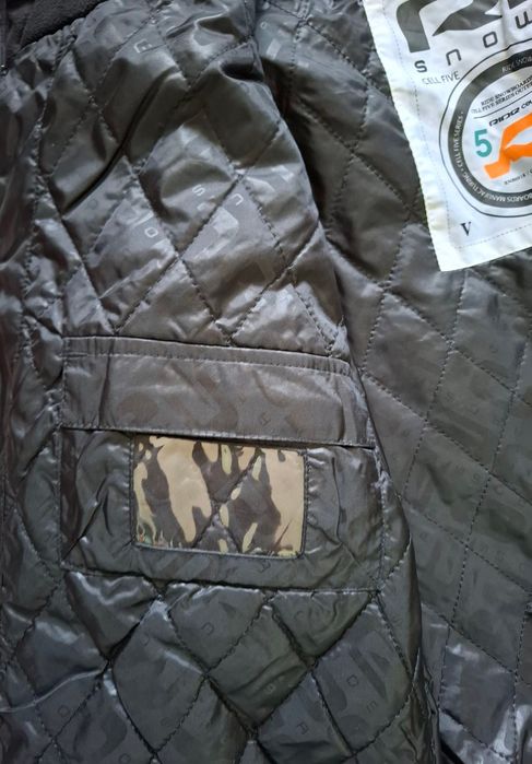 Зимно яке Ride snowboards, Cell 5 series