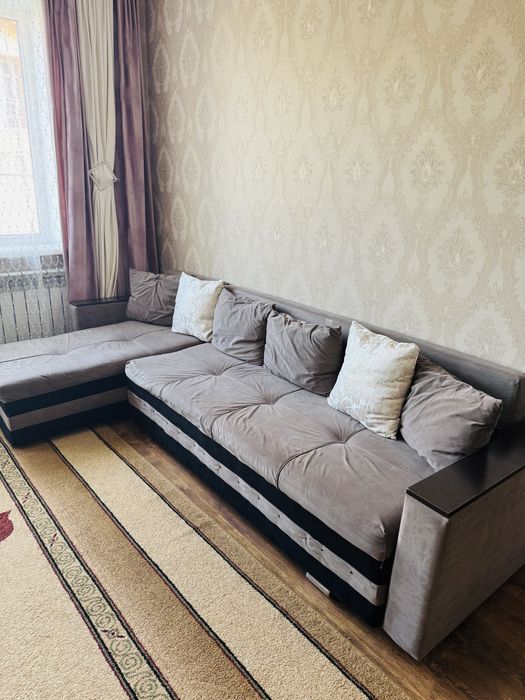 Продам диван в хорошем состояни