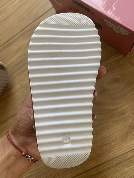 Детски сандали за момиче