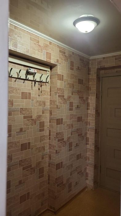 Продам 1 комн .КВ район Уюта