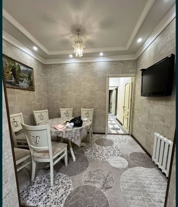 Срочно Продаётся квартира корасув-3 4-комн 1-этаж 93м2 +подвал евро ре