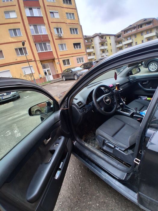 Audi a4 b6  1.6benzină