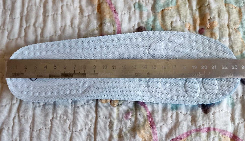 Кроссовки детские