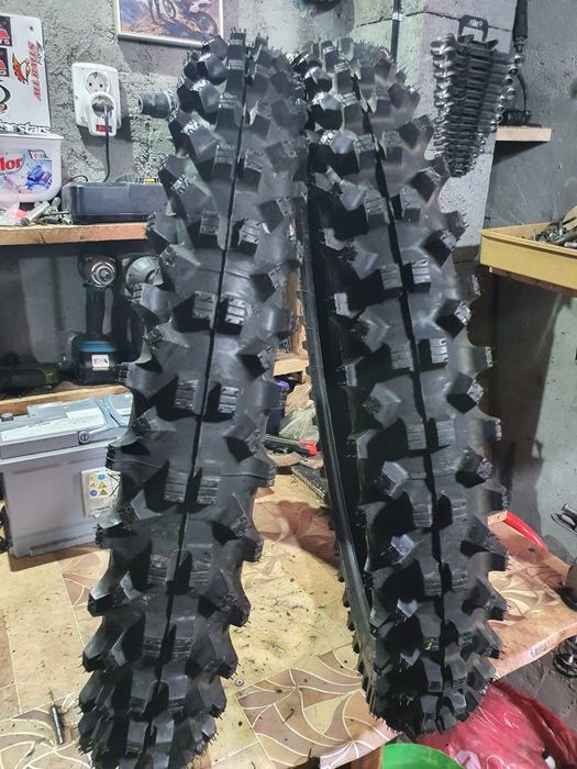 90 90 21 Michelin 90/90/21 NOU