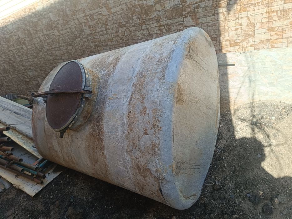Продам алюминевую бочку