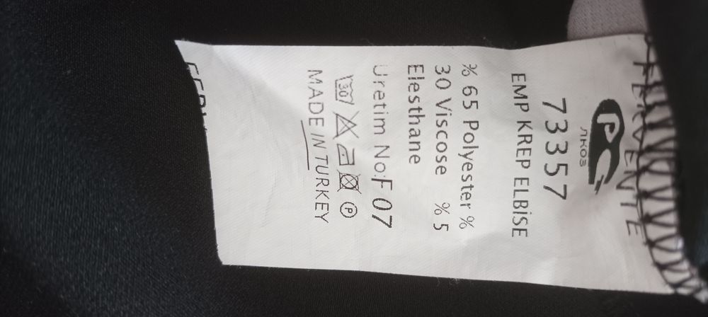 Rochie imprimeu floral rosu