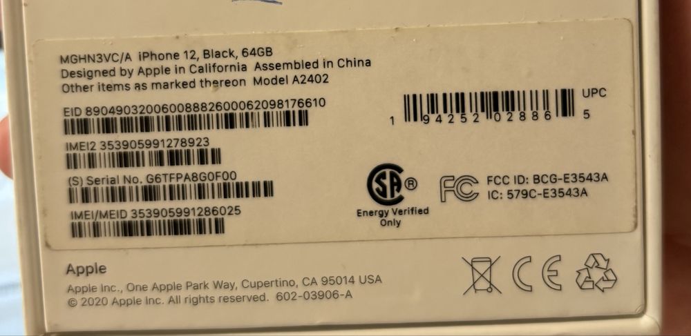 Айфон 12, 64 GB, черный