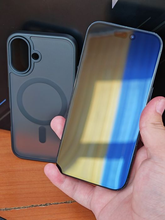 Apple iPhone 16 128GB 97%