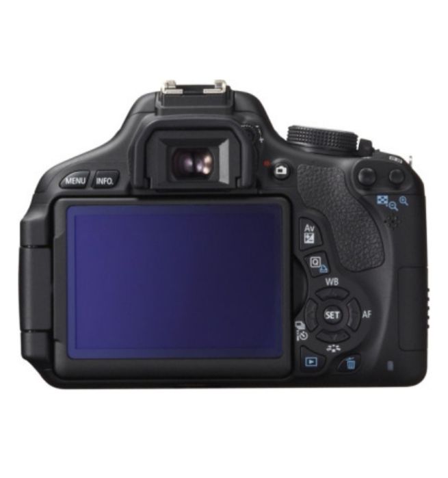 Зеркальный фотоаппарат