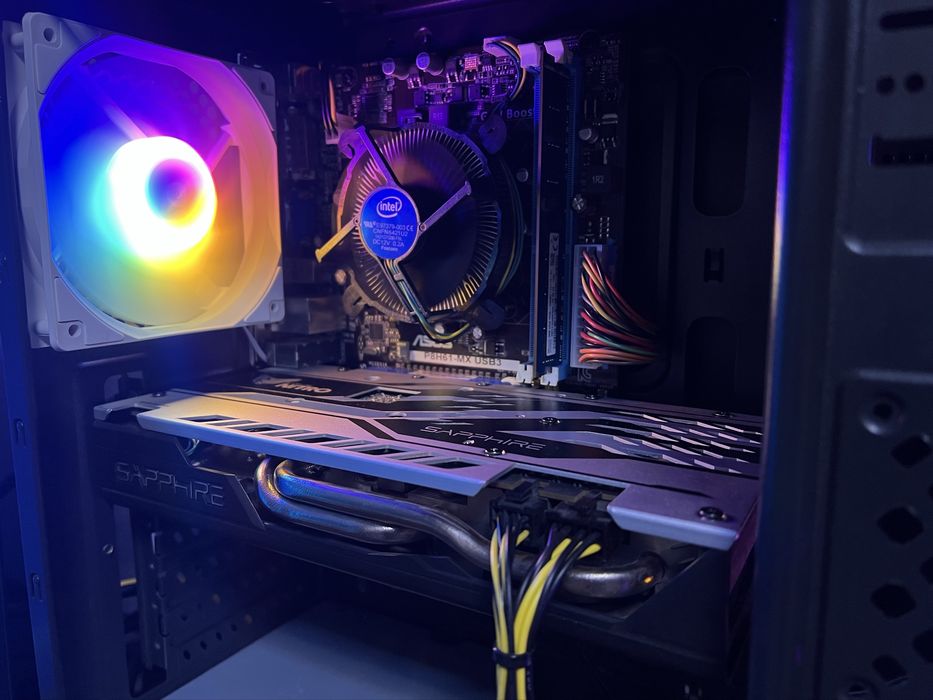 Геймърски компютър / i5 3470 / RX 580 8GB / 8GB Ram / SSD 128GB / HDD 500GB