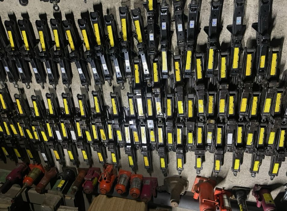 Домкраты автомобильные