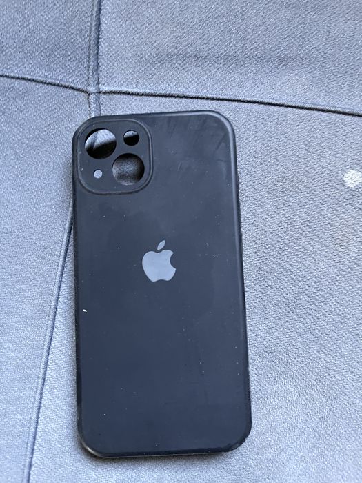 Чехлы на iphone 13 базовый