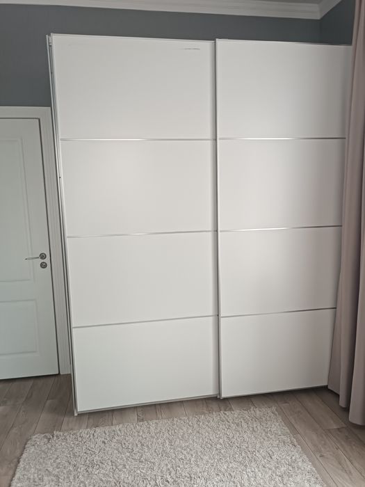 Продам спальный гарнитур IKEA в белом цвете