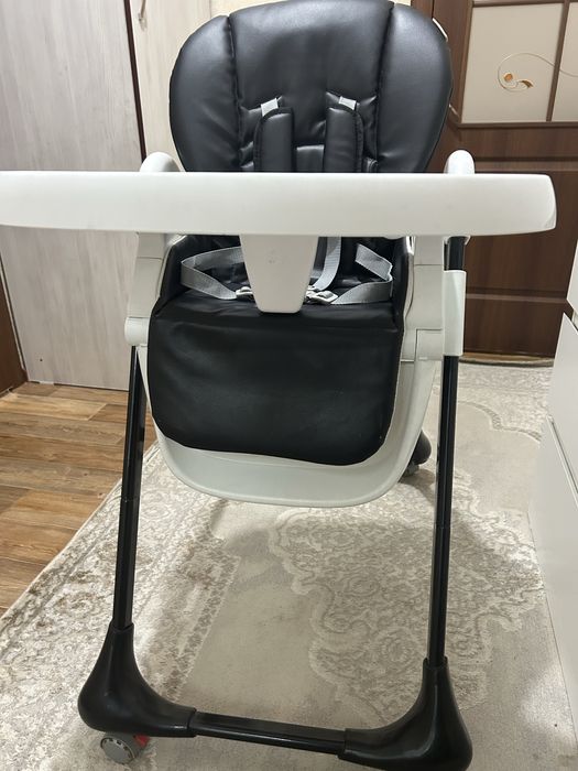 Детский столик для кормления