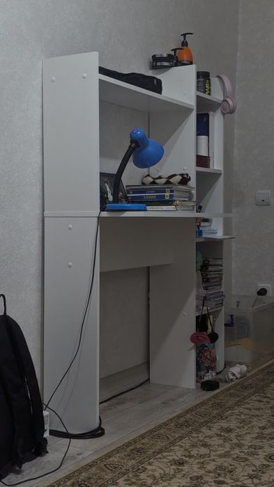 стол письменный  для детей