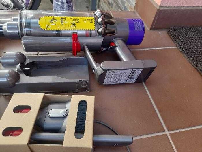 Aspirator Dyson cyclone V 10 Absolute