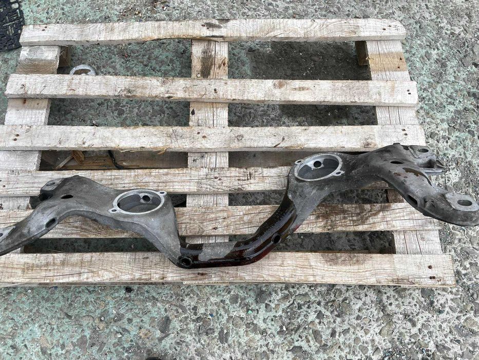 Греда под Двигател Porsche Cayenne 957 4,8 V8