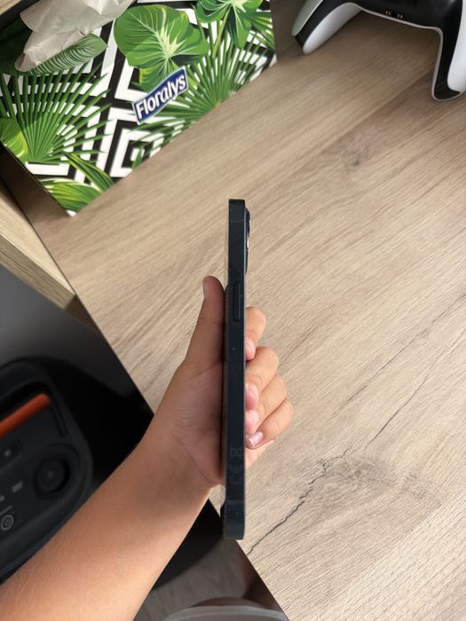 iPhone 13 без гаранция