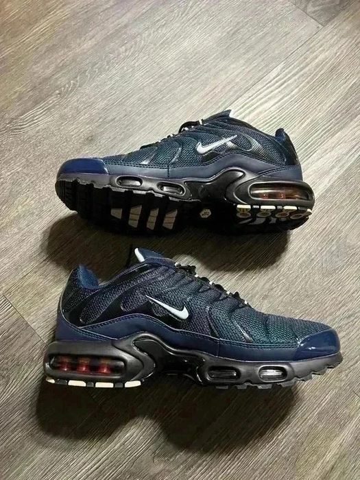 Nike Air Tn 42 noi/new