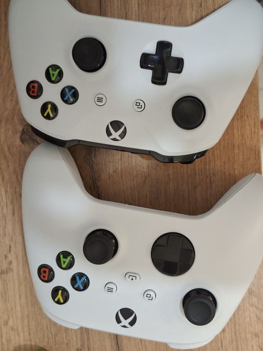 Xbox One S 1TB(+ игры)