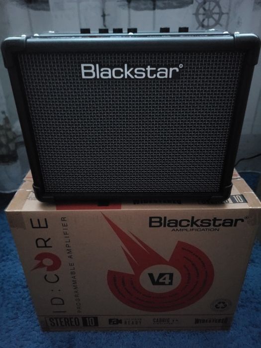 Комбо усилитель для гитары Blackstar Id:core V4