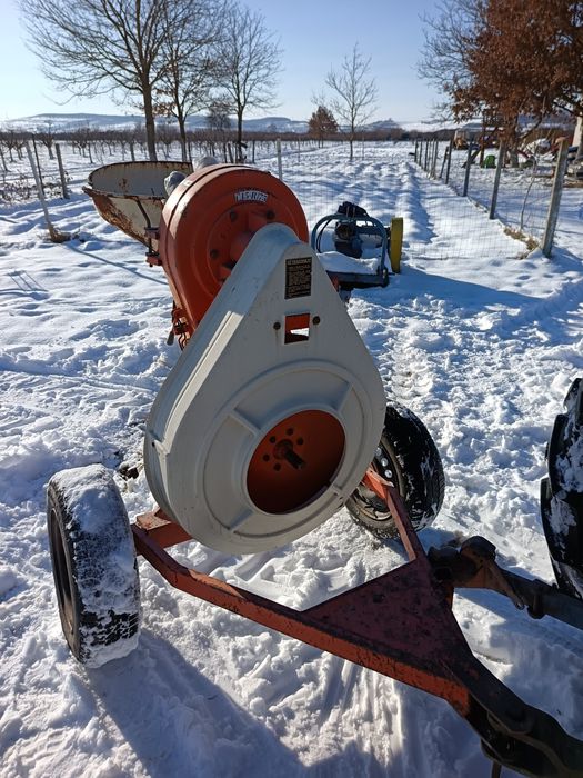 Moara cereale după tractor
