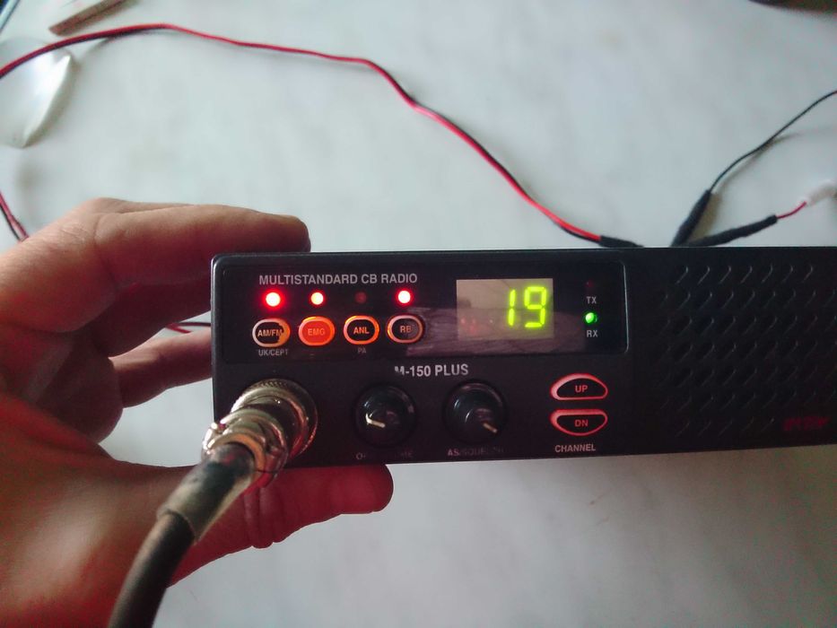 Statie Receptie-Emisie INTEK CB 27 MHz PROGRAMMABLE