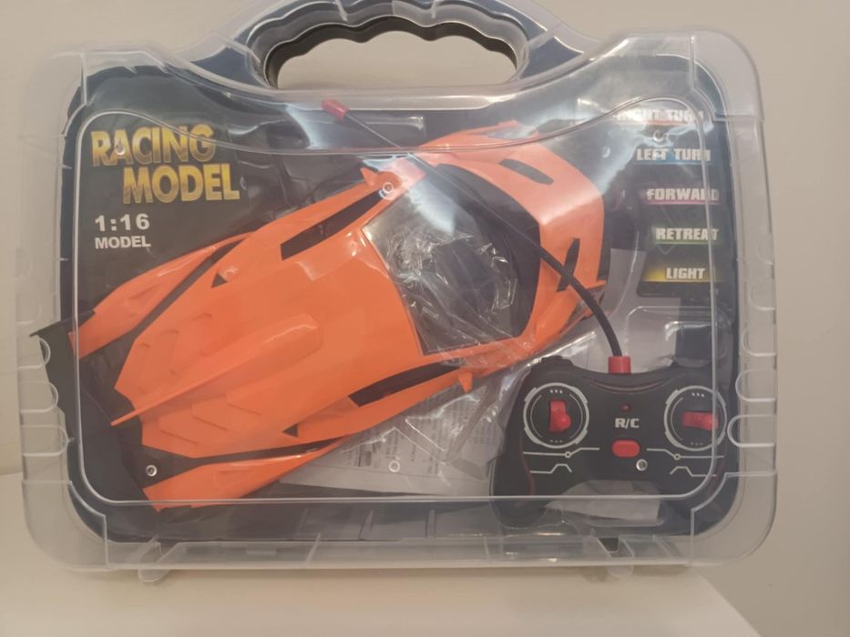 Детска количка с дистанционно управление