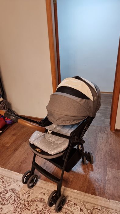 Коляска joie продам