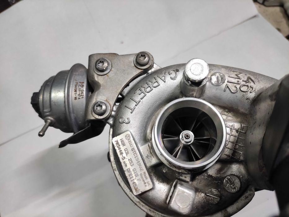 Turbo volkswagen vw passat b7 2.0 CFGB 170 cp  cfg cod 03l253010f