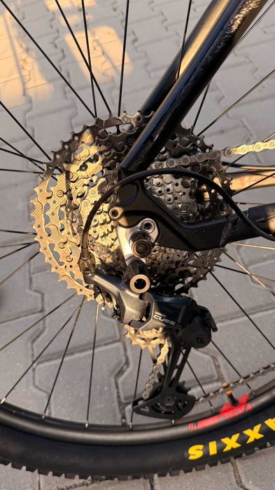 Маунтинбайк Drag Hardy 9.0 M – RockShox 35 Gold, Shimano CUES/XT 1x11, Dropper, Tubeless