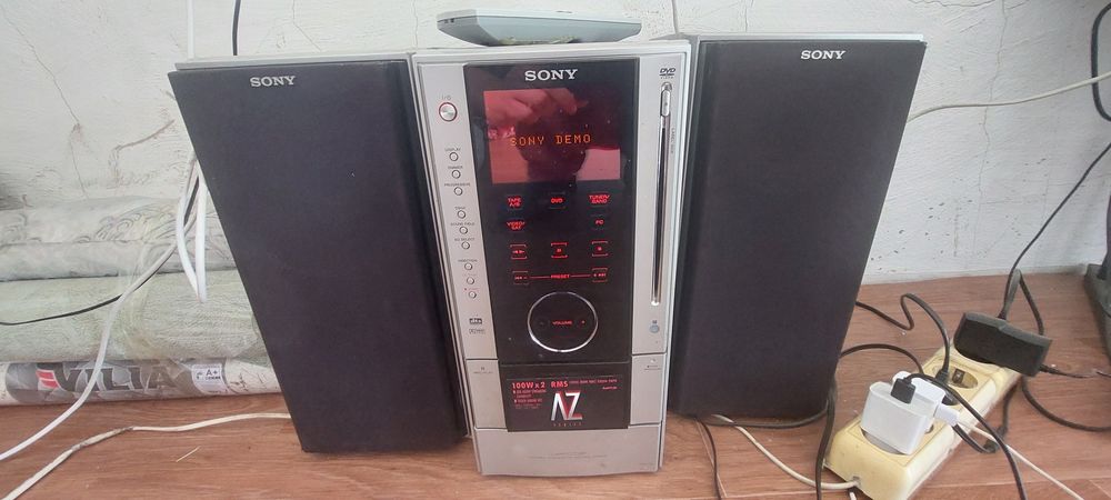 Продам музыкальный центр sony