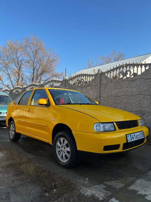 Продам фольксваген поло классик
